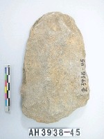 藏品(中型舌刃打製石斧)的圖片